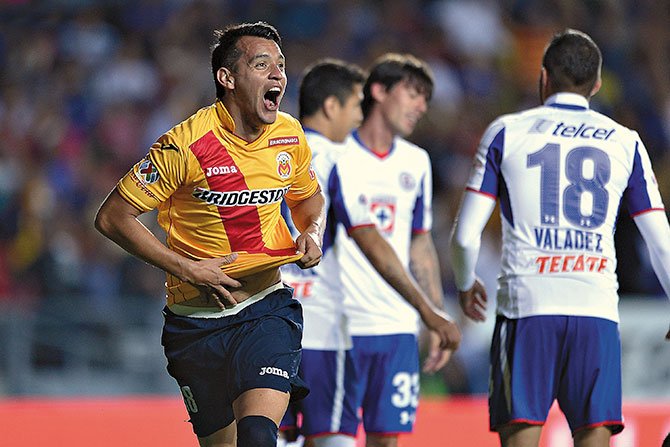 Monarcas arriba por diferencia de goles