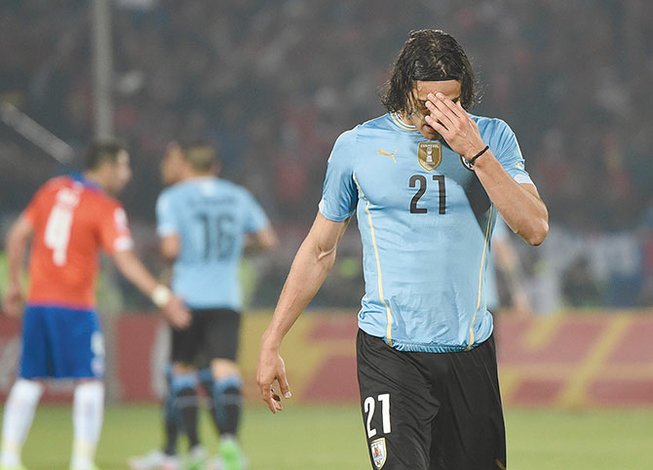 Cavani sancionado con dos fechas