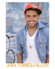 El actor Juan Torres-Falcón participa del tour nacional del musical Kinky Boots.