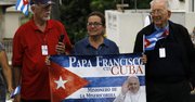 Fieles reciben al Papa Francisco el sábado 19 de septiembre de 2015, en La Habana, Cuba