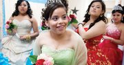 ALEGRIA.María López Garcia y otras 12 jovencitas participaron en Mis Quince Años, un programa que tuvo lugar en el Centro Comunitario de Langley Park en Prince George’s, Maryland