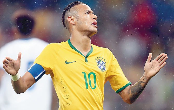 FIFA investiga a Neymar