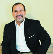 Danny Vargas, republicano por el distrito 86 en la Cámara de Representantes de la Asamblea
