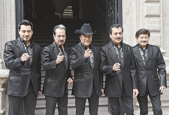 Los Tigres  rugen en vivo