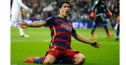 El delantero del Barça Lusi Suárez celebra el cuarto gol (también marcó el primero) contra el Madrid el 21 de noviembre del 2015 en el Clásico en el Bernabeu.
