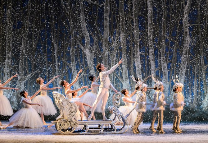 Petra Conti, Eris Nezha y Boston Ballet en el Cascanueces de Mikko Nissinen.