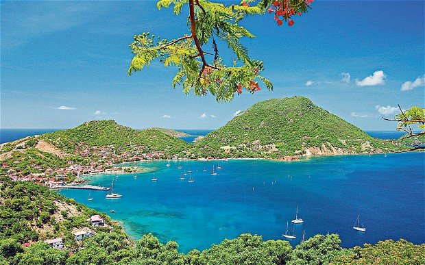 Entre los principales atractivos de Guadalupe están las Islas de los Santos, también llamadas Les Saintes, algunas de las cuales tienen playas vírgenes.
