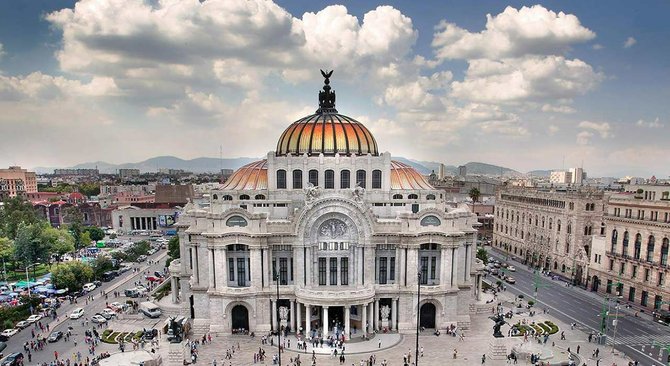 El Palacio de Bellas Artes es uno de los iconos arquitectónicos de Ciudad de México