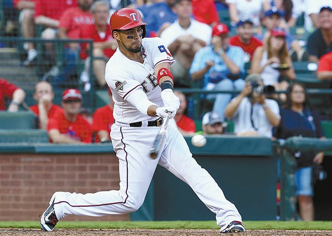 Chirinos  se queda  en Texas