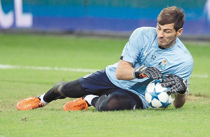 Red Bulls van por Casillas