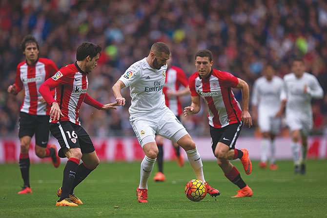 Benzema lesionado