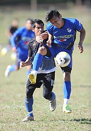 La Unión vs. Sabanease en la Liga de Langley Park.