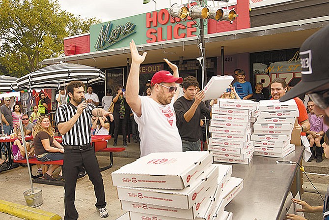 Feria con sabor a pizza