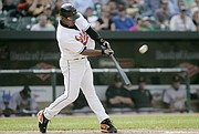 BATEADOR. Melvin Mora acumuló números suficientes para aspirar a un nicho en el Salón de la Fama del Béisbol.