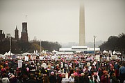 Miles de manifestantes se reunieron cerca del Capitolio de los Estados Unidos en Washington el 21 de enero de 2017, para la Marcha de las Mujeres en Washington en apoyo de los derechos y asuntos de las mujeres. 
