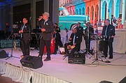 La orquesta que puso la salsa, merengue, bachata y otros ritmos latinos.