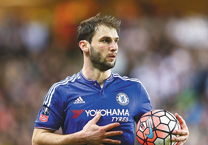 Chelsea busca  el reemplazo de Ivanovic