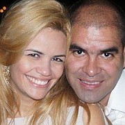 Samark López Bello junto a su esposa, Loisinette Leiva