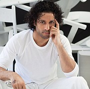 DIRECTOR. Luis Salgado, director de “In The Heights” quiere que la producción inspire y empodere a los latinos.