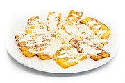 Plátano frito con queso y crema