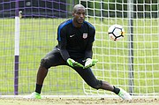 El arquero Bill Amid, del D.C. United, en el campo de entrenamiento en Nashville.