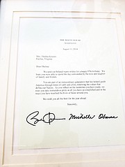 Hace tres años, el ex presidente Obama y la Primera Dama, le enviaron un reconocimiento especial a Thelma