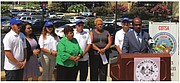 Con una feria de salud y actividades familiares, la comunidad salvadoreña del área de Washington DC podrá celebrar en el Octavo Festival Salvadoreño Americano que se llevará a cabo este domingo seis de agosto en el Montgomery College en Rockville, MD. En la foto aparecen el Ejecutivo del condado Isiah Leggett, la Delegada Estatal Ana Sol Gutiérrez, la Presidenta de Montgomery College Dra. De- Rionne Pollard, la Cónsul General de El Salvador Ena Peña y representantes de COTSA durante una rueda de prensa el miércoles 2 de agosto en que se discutieron detalles en preparación al festival.