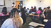 TALLER. Representantes de las escuelas Sidwell y Langley en la sesión informativa del Latino Student Fund realizada el sábado 7 de octubre en Washington, DC.