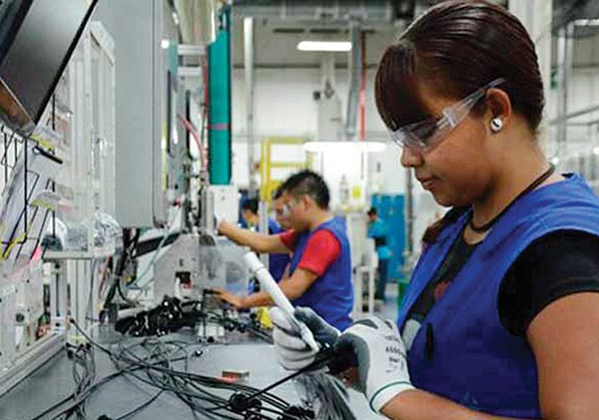 Economía nacional se fortaleció con 313,000 empleos en febrero