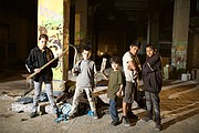 Tigers Are Not Afraid es descrita como un cuento de hadas oscuro y ultra real, centrado en una pandilla niños que han quedado huérfanos por la guerra entre y contra carteles de droga en México, pero que está contado desde el punto de vista de los niños que está influenciado por el realismo mágico.
