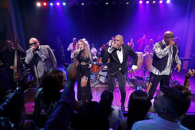 FAMOSOS. Los Van Van es el grupo musical más reconocido de la época posterior a la revolución cubana.