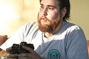 MÚSICO. “Javier Salomón, de 25 años, llevaba la música en su sangre, era baterista”.