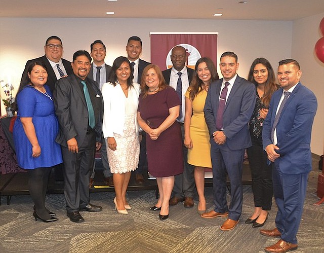 CHIRLA. La organización trasladó a varias personas de su central en California para abrir una oficina en DC. “Get READY @realDonaldTrump!”, escribió CHIRLA en un tuit relacionado a su inauguración en DC.