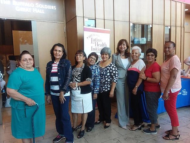 Desafíos. Según este grupo de trabajadoras y voluntarias que laboran en el cuidado de personas mayores, la pobreza, desinformación y soledad son grandes problemas para latinos mayores.