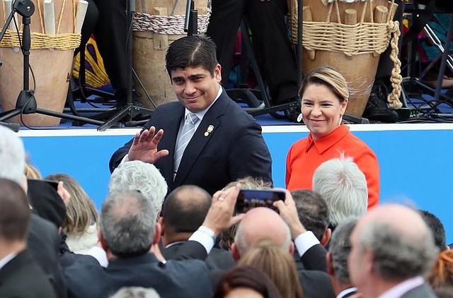 COLOMBIA. El presidente de Costa Rica, Carlos Alvarado y su esposa, Claudia Dobles