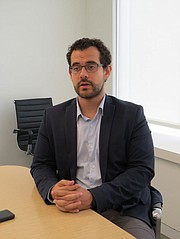 DIRECTOR. Francisco Márquez, director ejecutivo de la organización, es opositor al régimen de Nicolás Maduro, quien lo mantuvo preso político en 2016