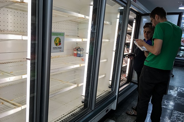 ECONOMÍA. Maduro promueve desde hace un par de semanas el programa de “recuperación económica”, que ha significado la devaluación del 95,8% de la moneda nacional.