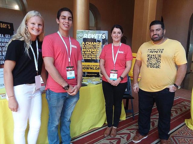 Tecnología. Neely Russel, Miguel Ángel Campos, Paula Pérez y el cofundador y presidente de la compañía tecnológica Reyet, Wa’il Ashshowwaf durante WEDC Fest 2018.
