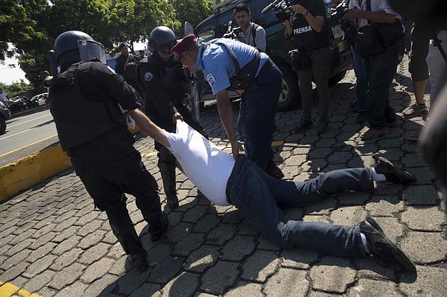 Detención de manifestantes en Nicaragua, el domingo 14 de octubre