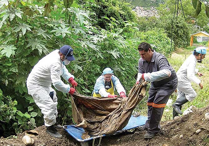 Aumentan las fosas clandestinas