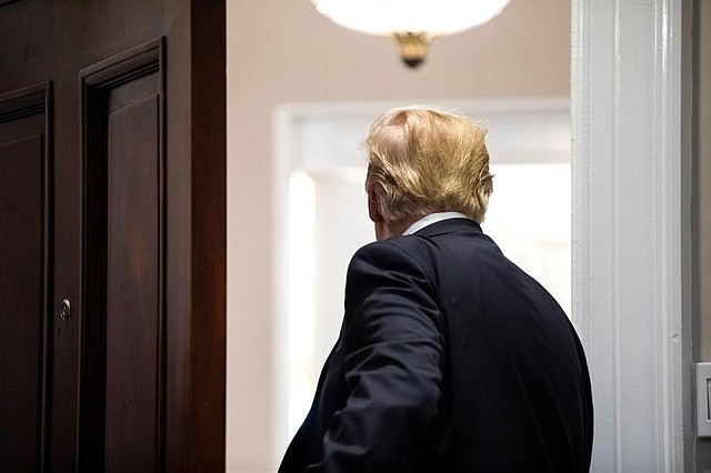 ADMINISTRACIÓN. El último cierre parcial del Gobierno, que se inició el pasado 22 de diciembre, dejó paralizada una cuarta parte de la Administración durante 35 días después de que Trump demandara más fondos para la construcción de un muro en la frontera con México.