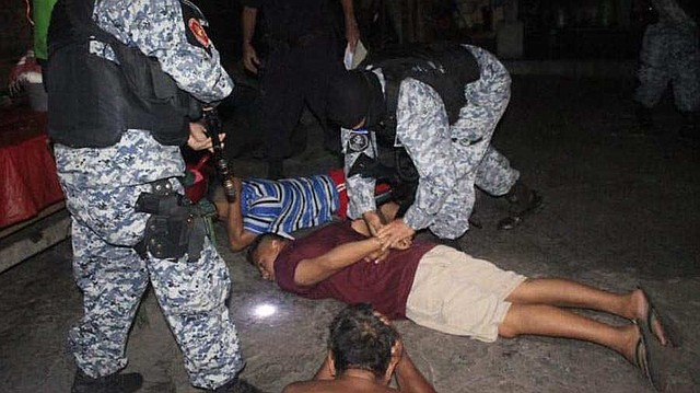 OPERATIVO. Dentro de las filas policiales ha habido funcionarios de seguridad acusados de pertenecer a las maras.