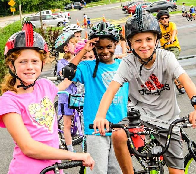 CULTURA. El Depto. de Parques y Recreación de Fairfax, VA, además de los tradicionales campos de verano que demandan actividad física, este año ofrecerá una emulación del musical Hamilton.