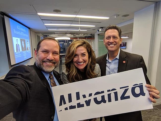 MISIÓN. Algunos de los asistentes al lanzamiento de ALLvanza, que busca desarrollar más iniciativas para que integrar a los latinos a STEM.