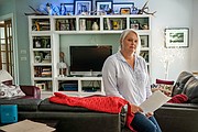 Después de contabilizar los pagos de su aseguradora, Jeannette Parker tuvo que pagar $4,191. "Mi funeral hubiera sido más barato", dijo.