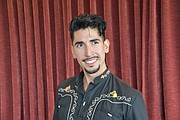 NEXO. Alejandro Góngora, director artístico de Corazón Folklórico DC ha encontrado sus raíces con la danza. - Tomás Guevara - ETL