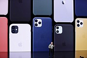 IPHONE. El precio base es de $699 / EFE