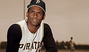 LEYENDA. Clemente fue uno de los latinos más destacados en la MLB / MLB.com