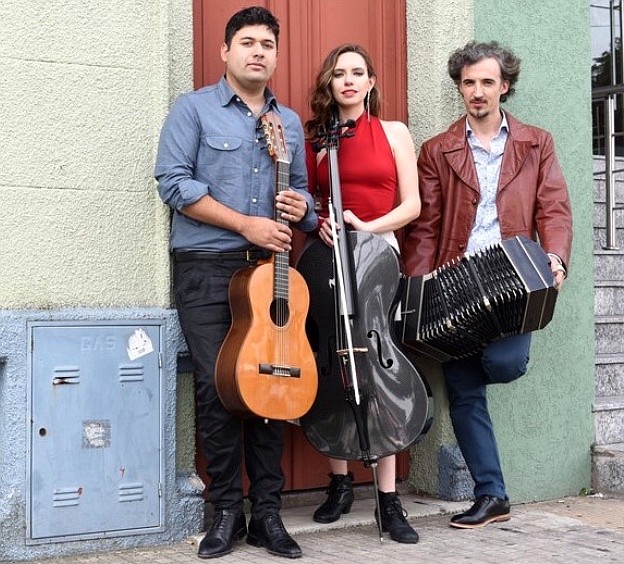 ARGENTINOS. Trifilio Tango Trío es un conjunto musical dirigido por los argentinos Emmanuel Trifilio y Devre Lewis.