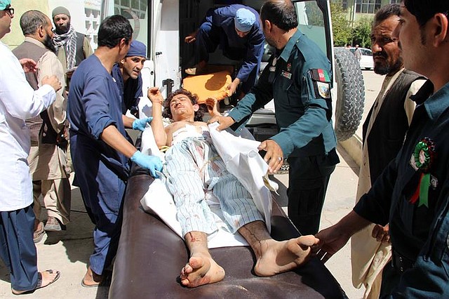 MUNDO. Al menos 20 muertos en un ataque contra un hospital en Zabul, Afganistán